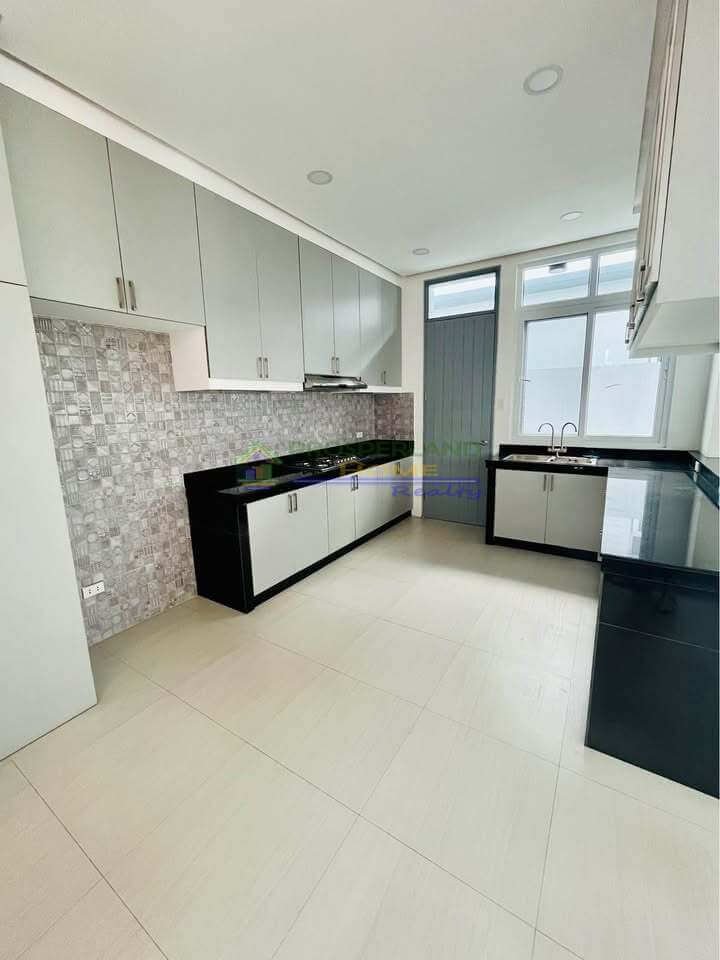 394677092_6765221486926285_3964166093902849444_n