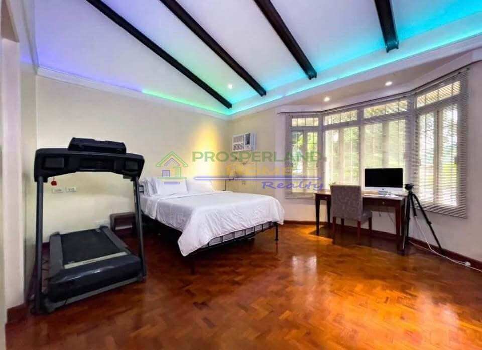 559280670_1278705283999074_8537870126937739942_n