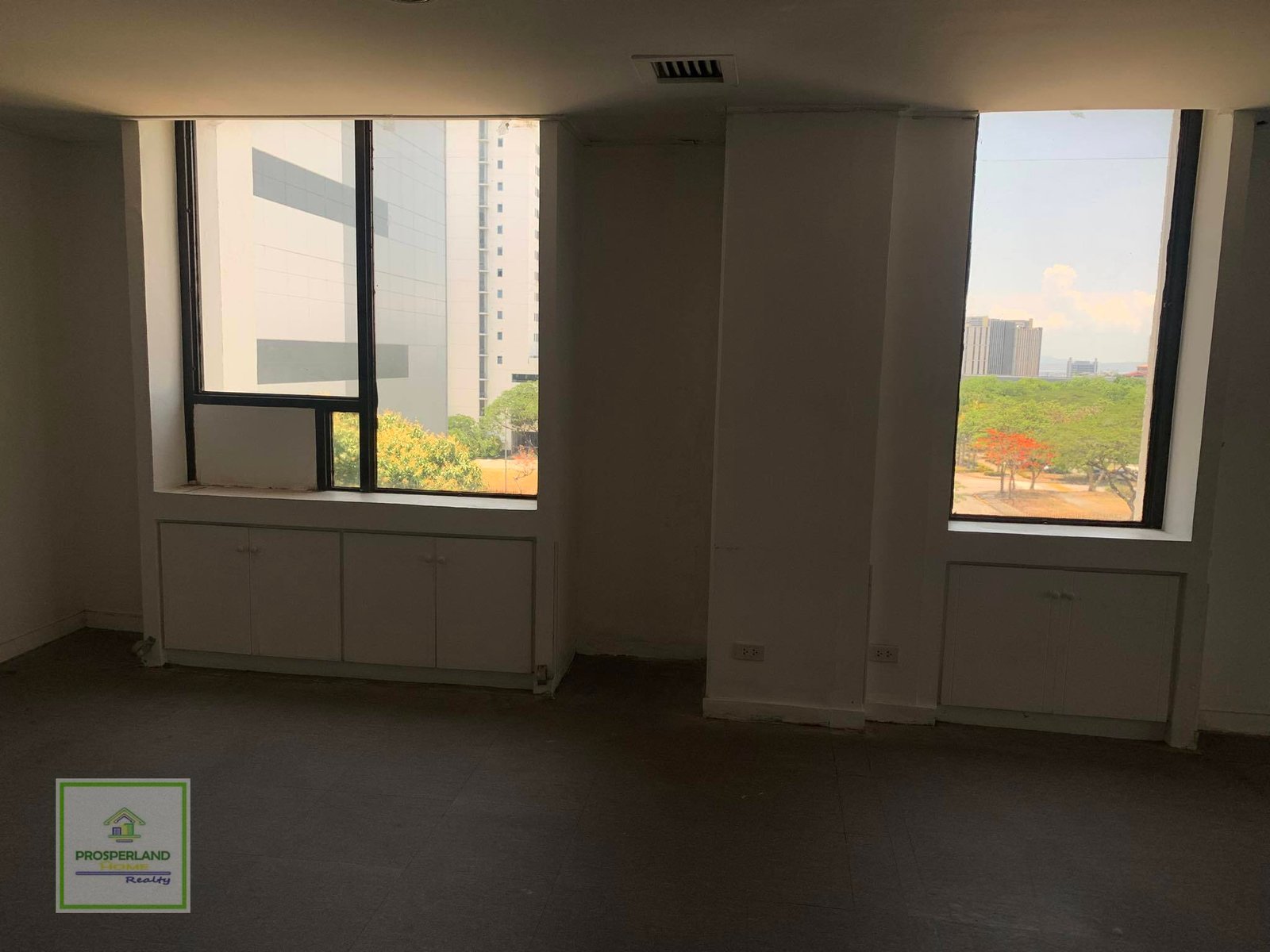 Copy of 441077287_963248765243893_1776642025740323278_n