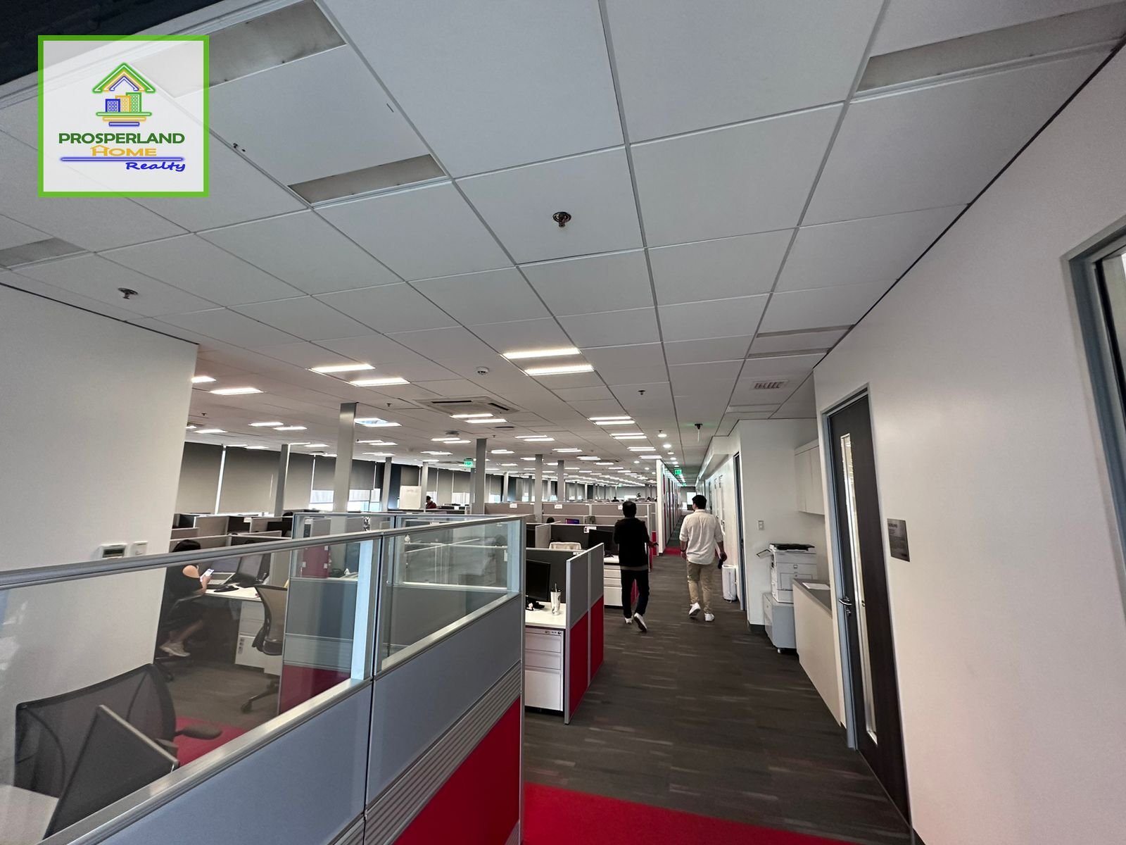 Copy of WhatsApp Image 2024-06-11 at 10.21.57_9e4a5bf6