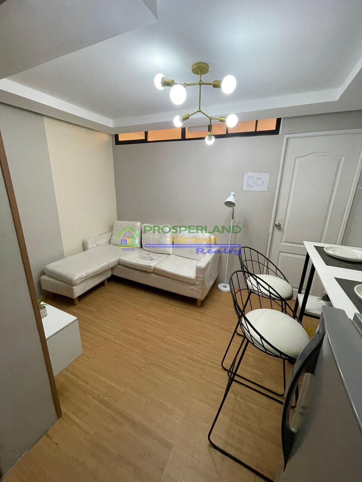 1BR Dress Up Unit 3