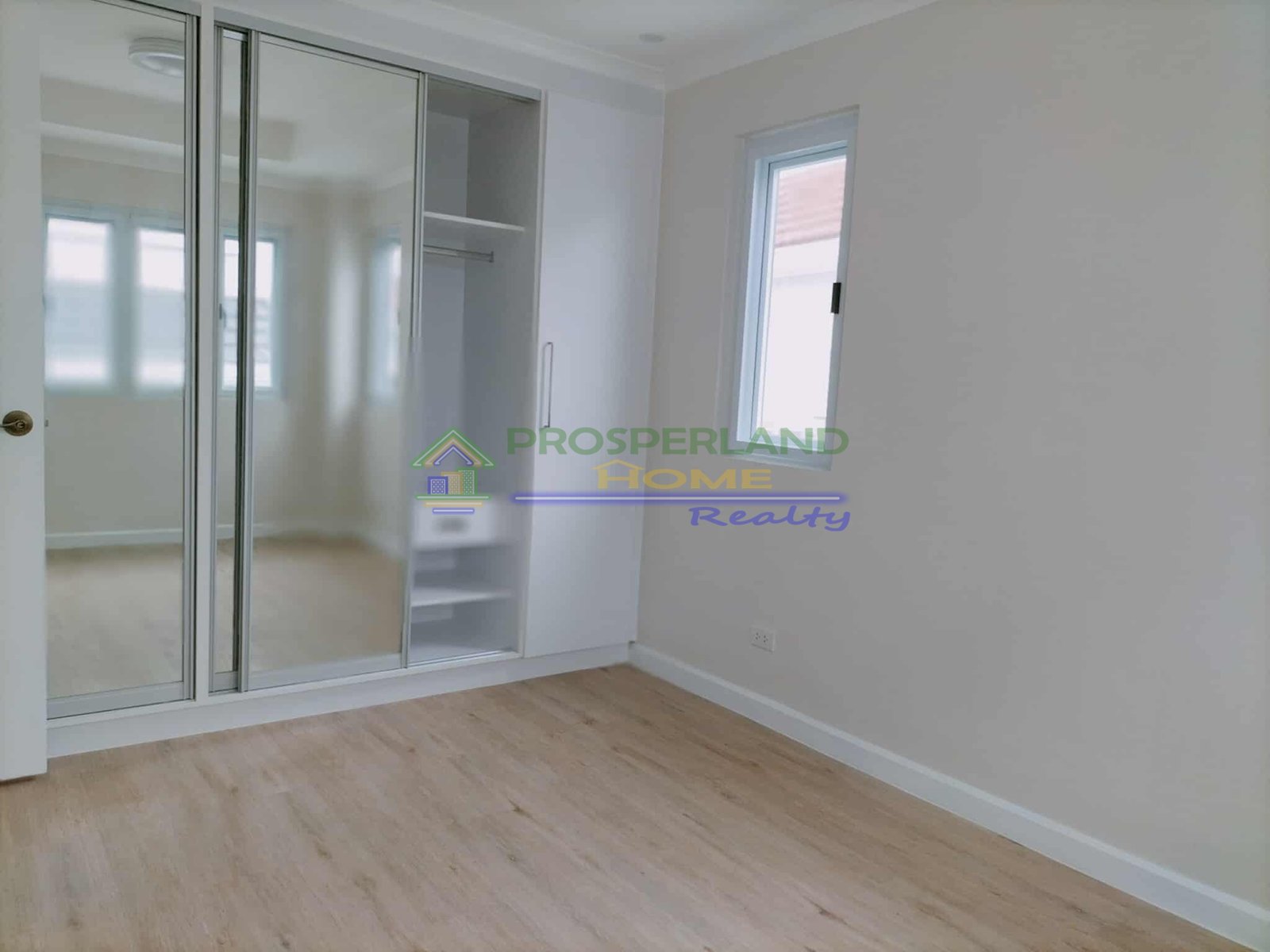 2ndF Bedroom2