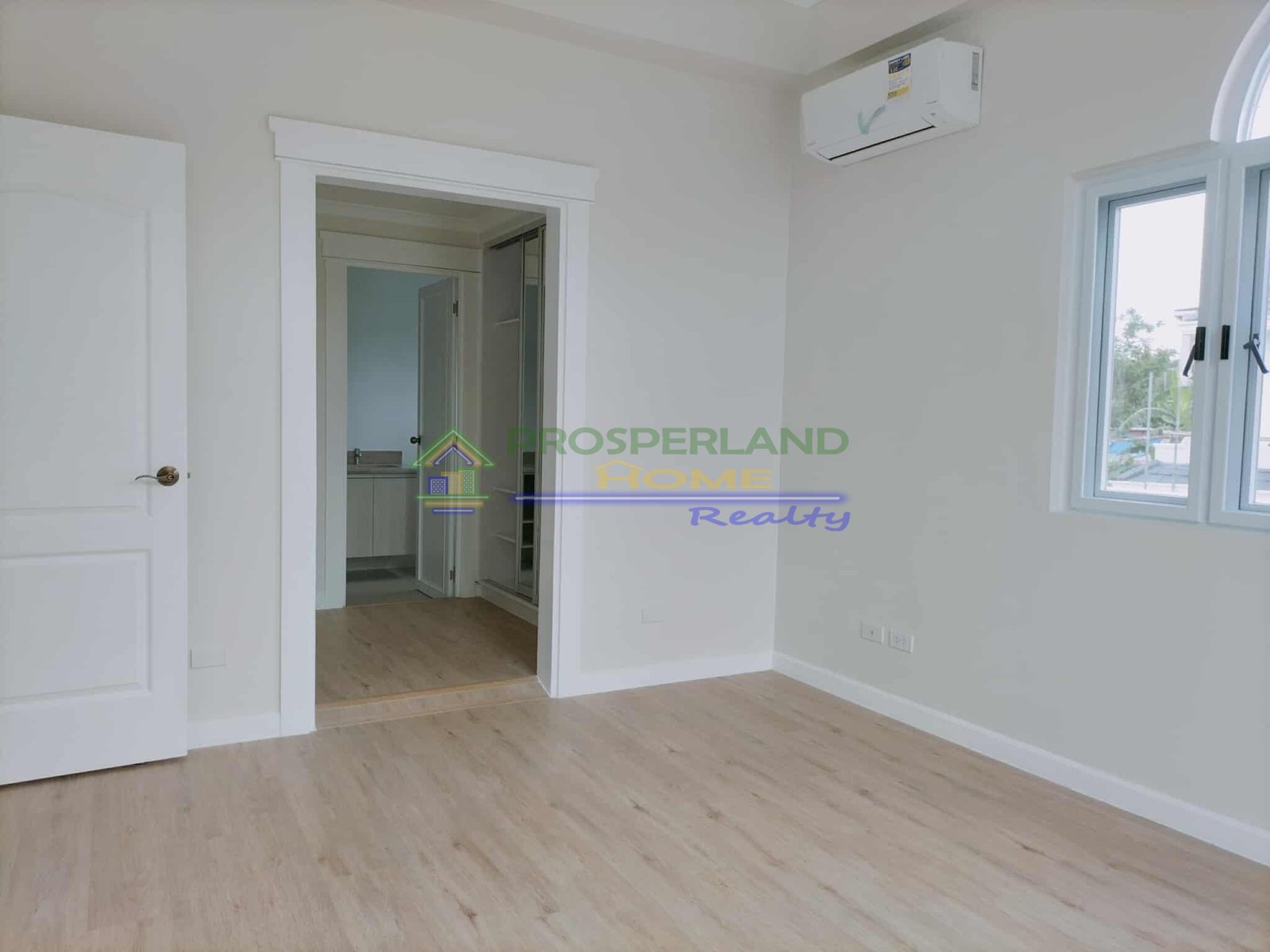 2ndF Masters Bedroom(1)