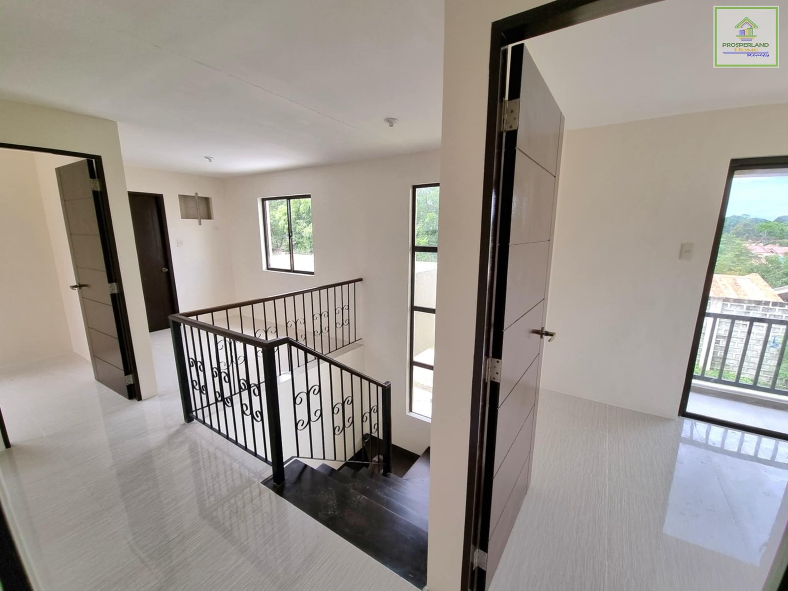 394530a7-82f2-44e7-8bcd-2c3a014de0e8