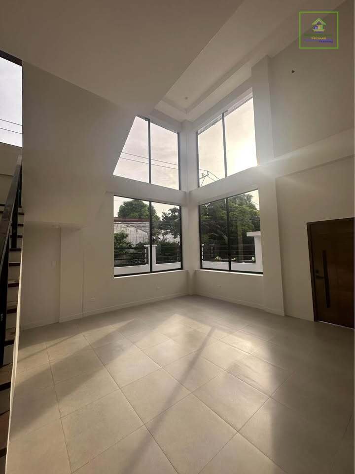 462599585_1060659772378176_571789957099145076_n