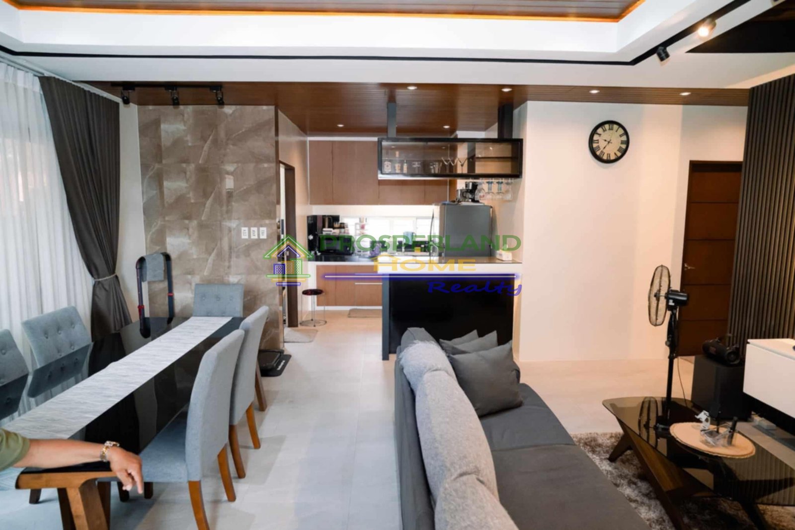 669c004e-fe79-4c07-9e37-f427f73c2960