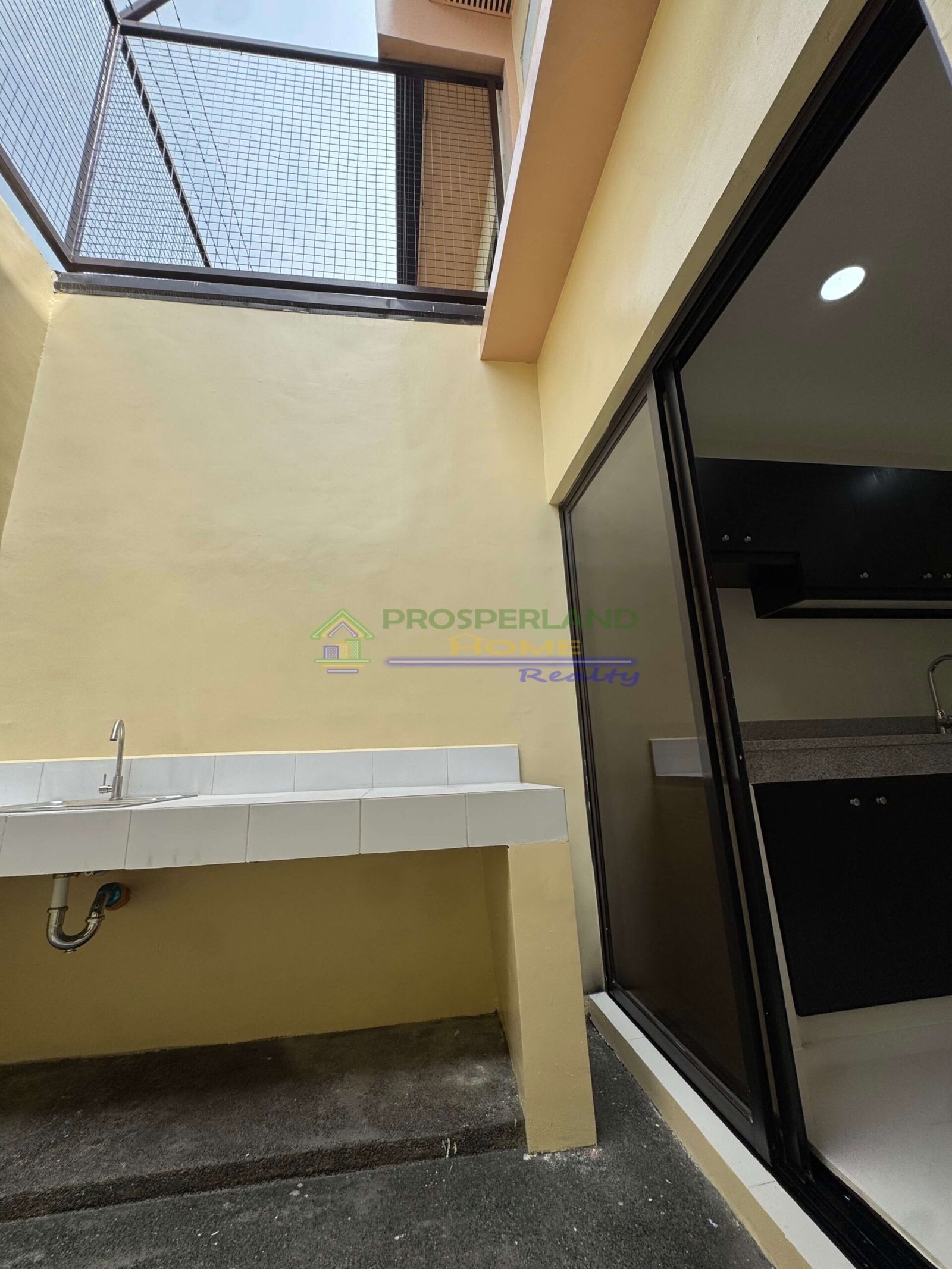 9 - Utility Area 4