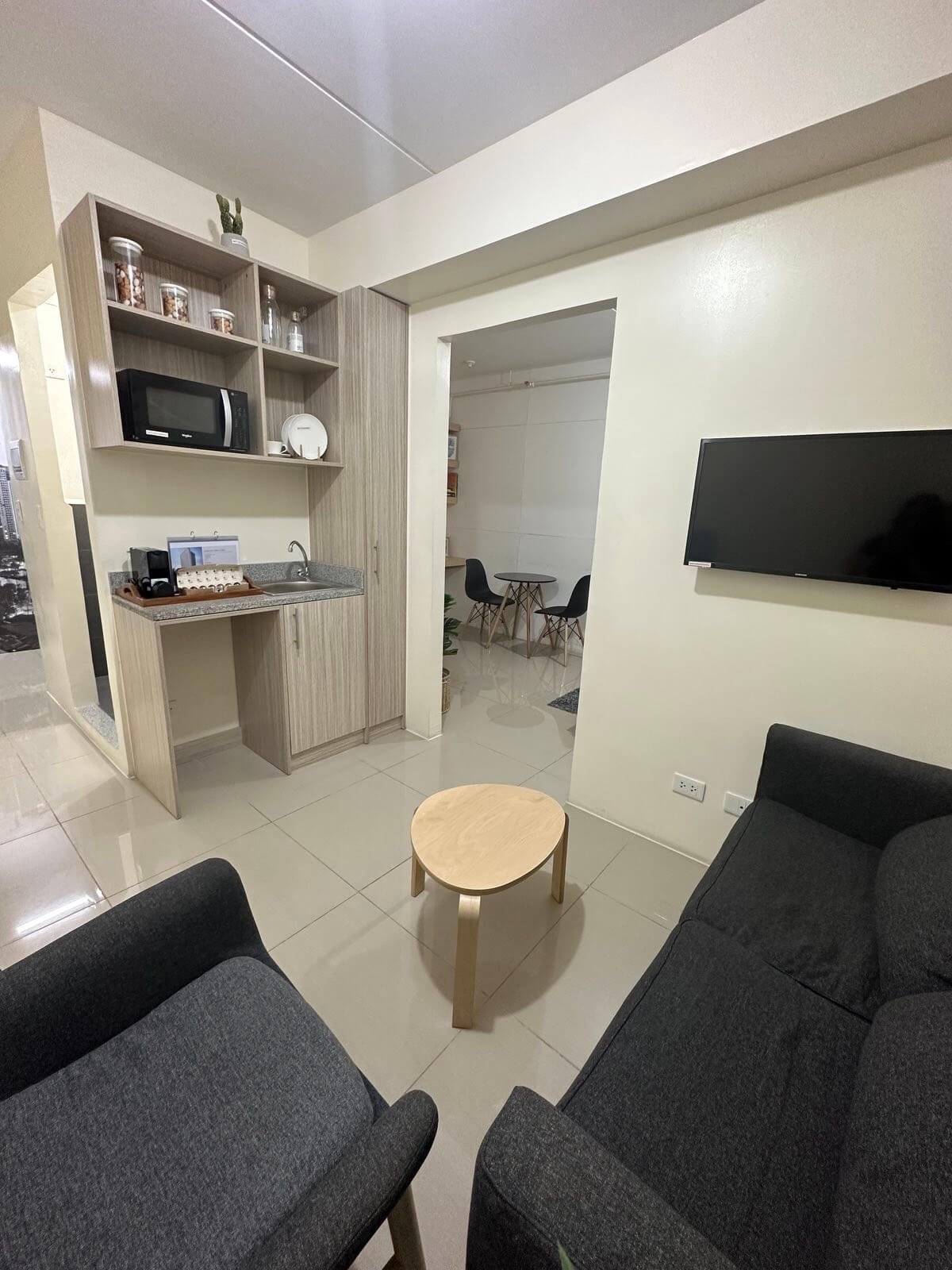 One Bedroom 4