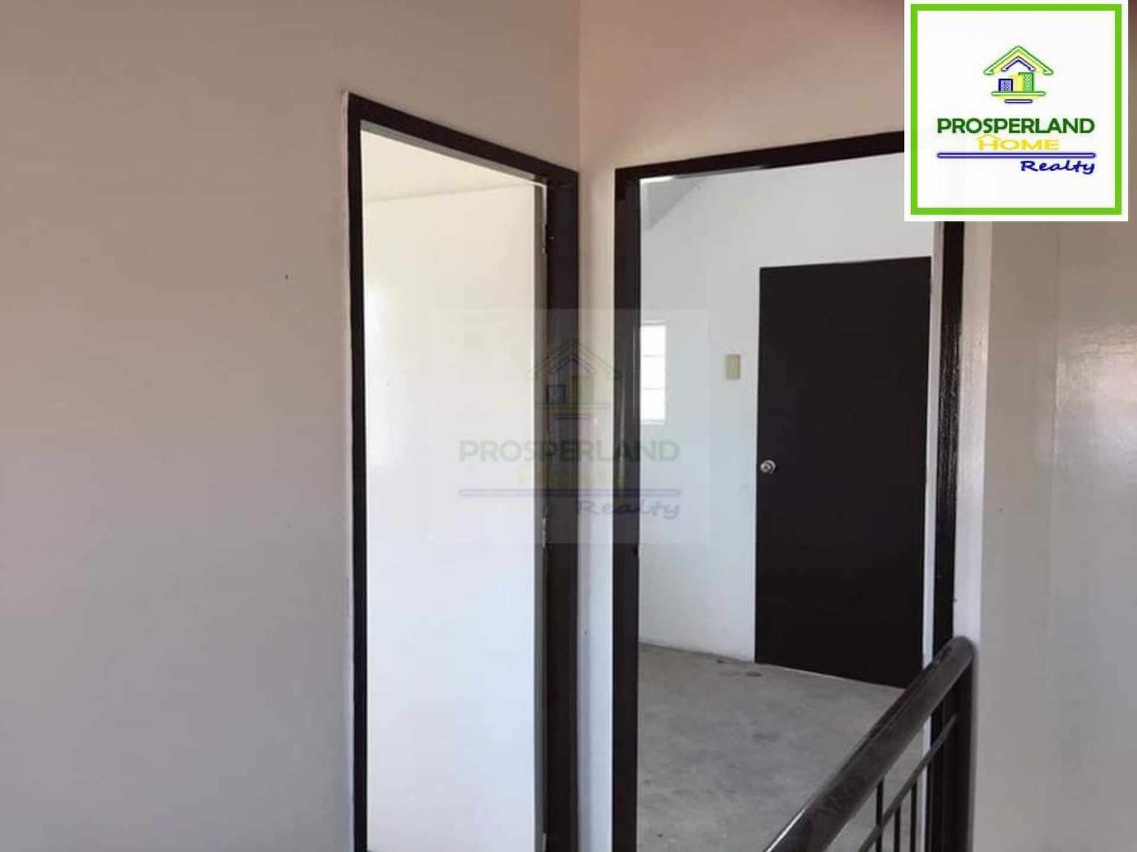 d8dc4a53-c715-482d-aac9-65c75340255f