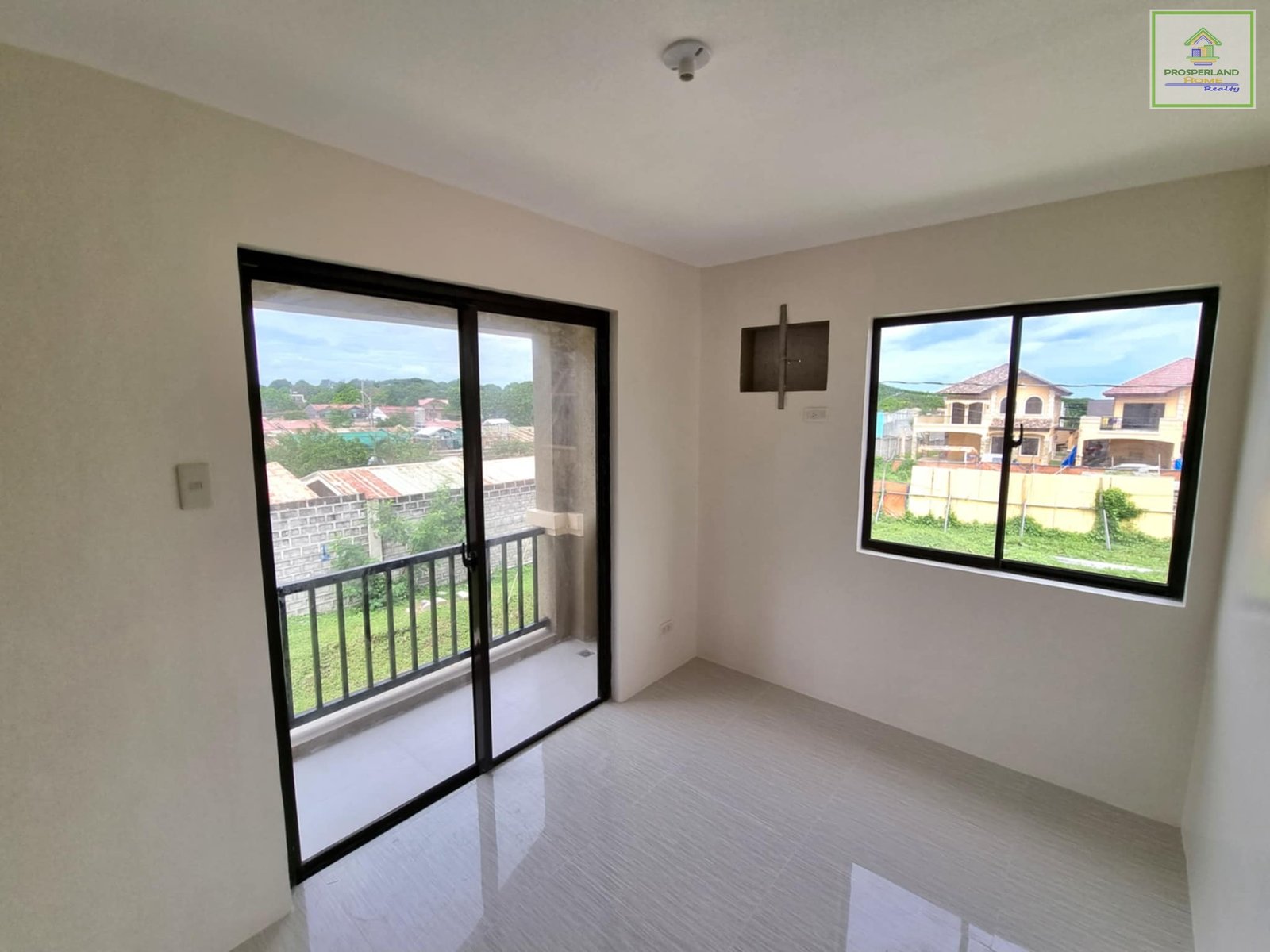 dc493ff3-813a-45cd-ad92-e16336e32ca6