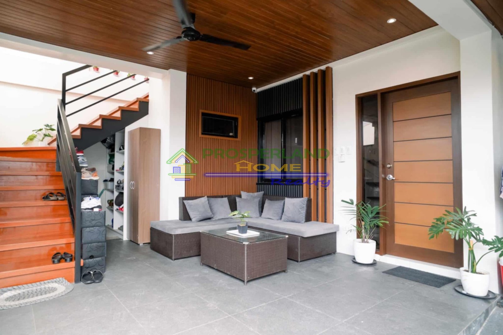 dce54771-074a-4a02-8e8f-a6ef0915fabf