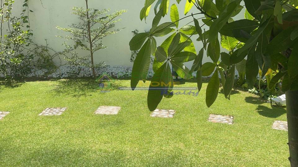 578266972_4301025606885782_8335961652494579380_n