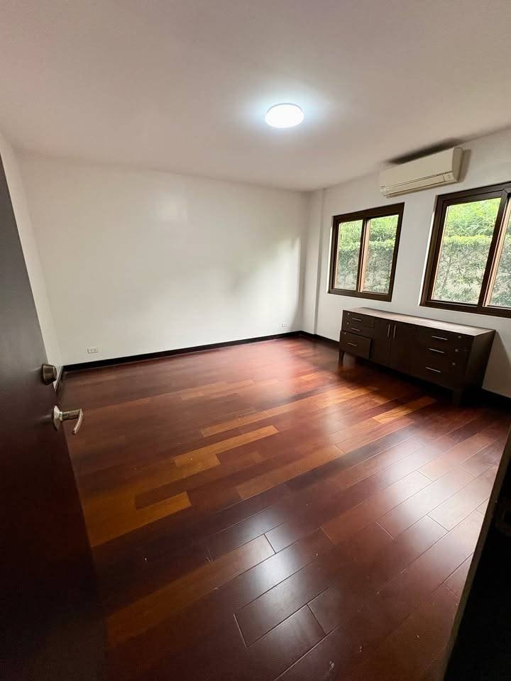 598928276_1166920775600432_4811963686598078274_n-min