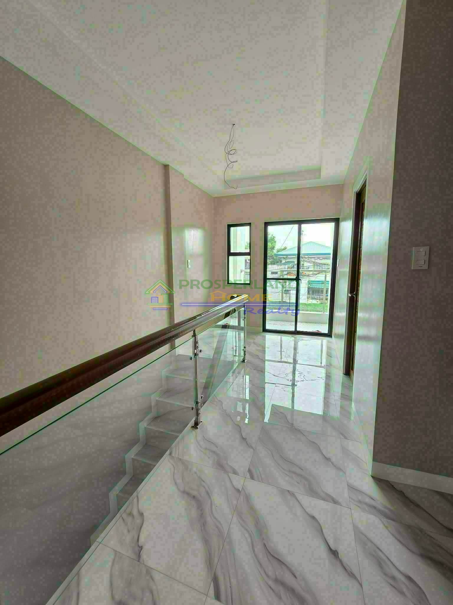 7d7ef8af-b0a5-49a3-b295-fa1a4c7ddfa0