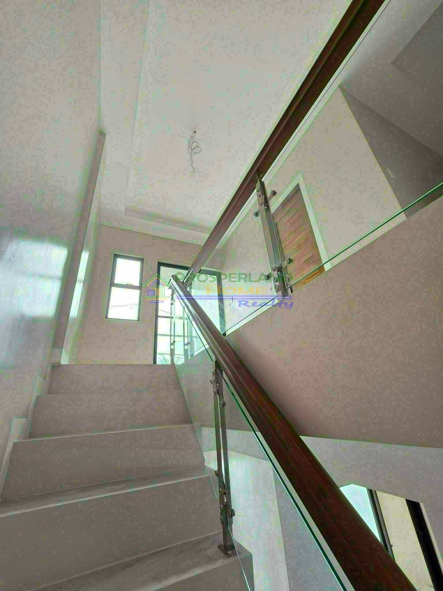 e1e97f1d-7004-4691-b562-da117017acc5