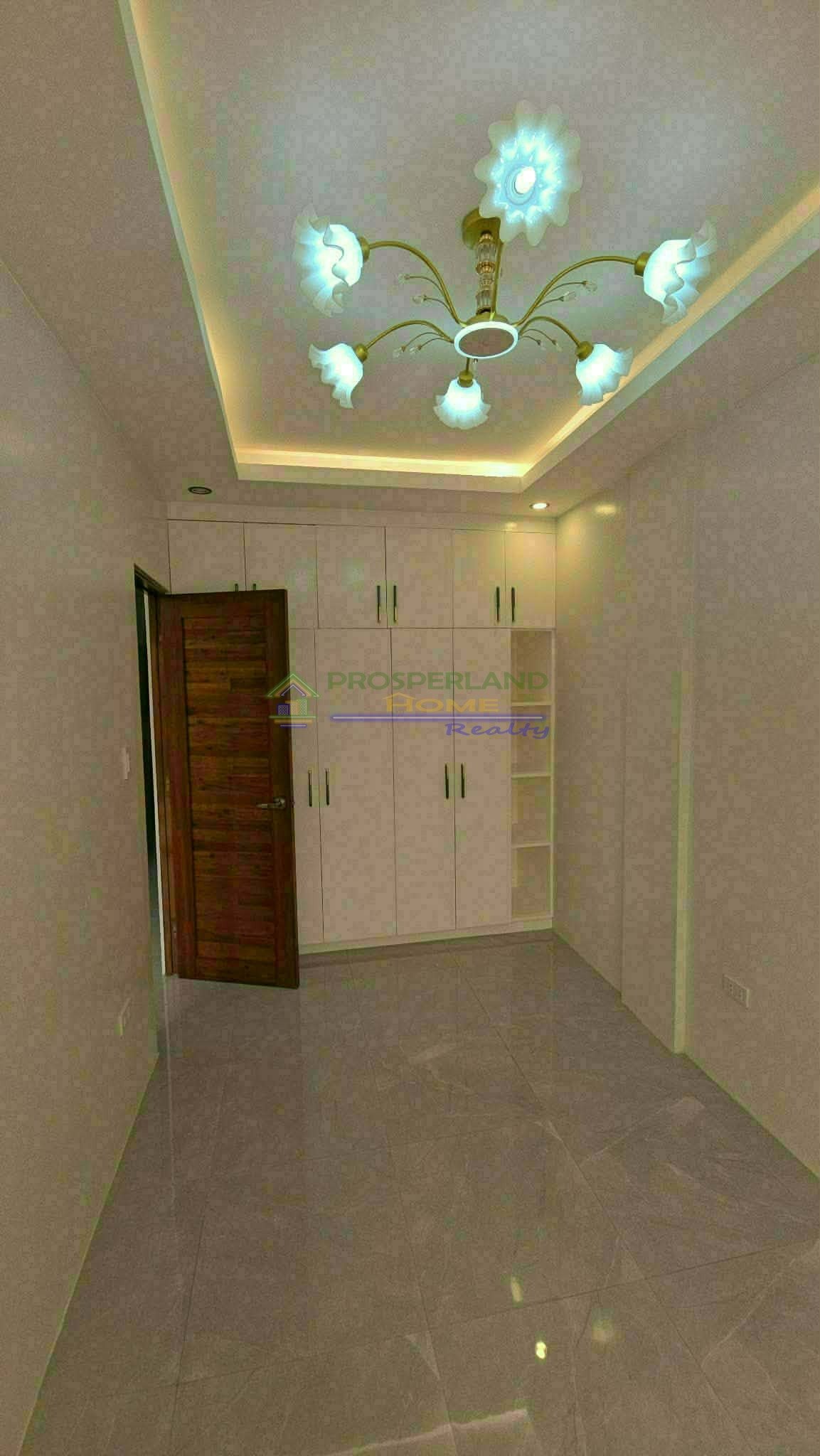 ef6fef30-b67f-4d17-8740-f5677c182267