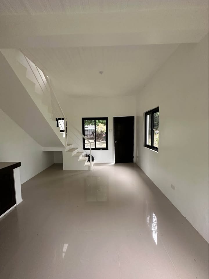 649672296_926253763386066_3818532147055642337_n