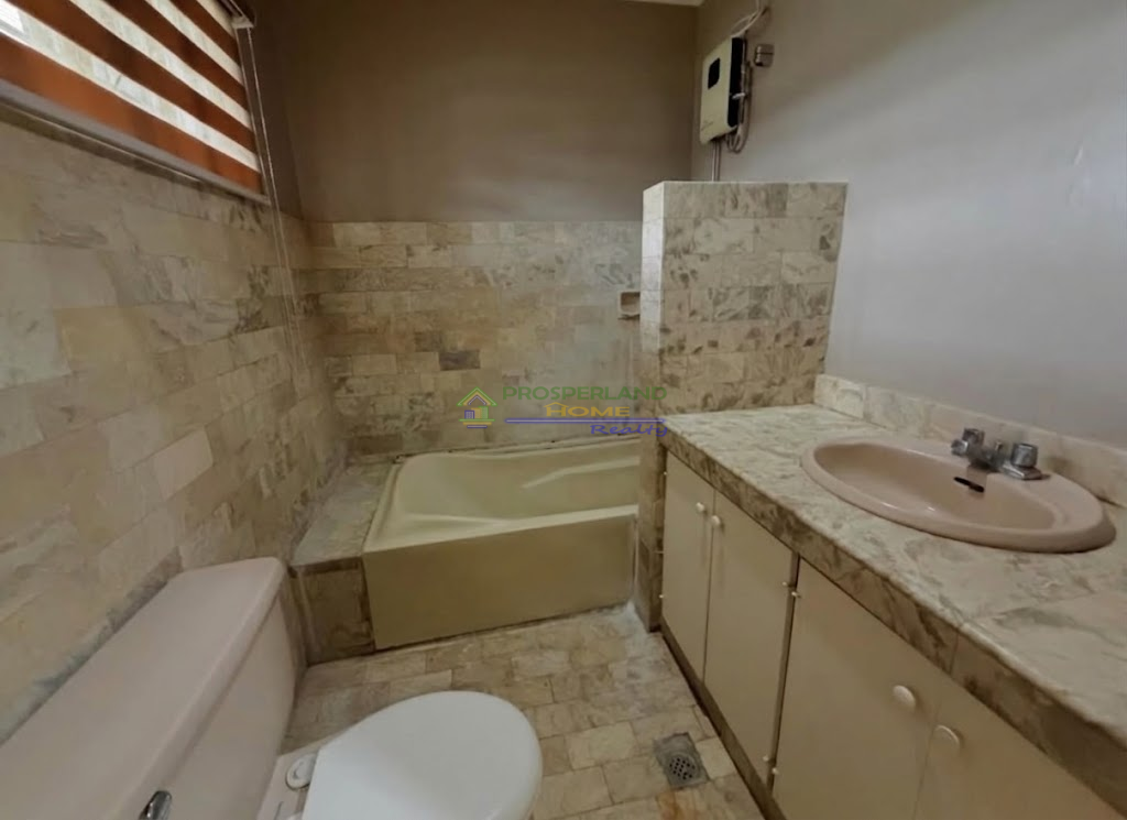 69ec901a-dc74-470b-a2ed-000f4ec183e1_watermarked