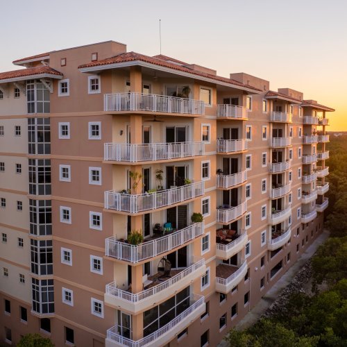 Apartment residential condo building in Florida suburban area.