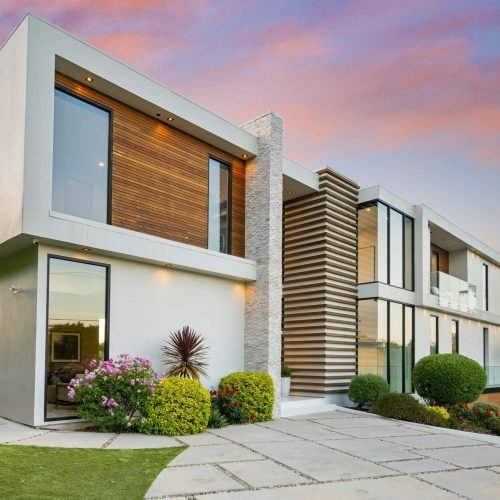 contemporary house adjacent to tree lined sidewalk 2024 06 18 18 49 04 utc